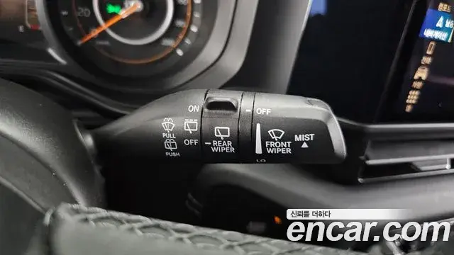 Jeep Wrangler 2025 — Şəkil 10/31