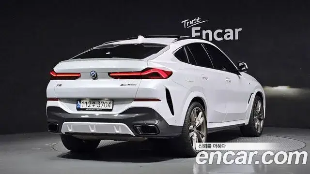 BMW X6 2023 — Photo 31/31