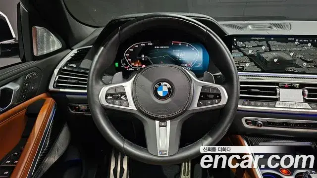 BMW X6 2023 — Photo 30/31