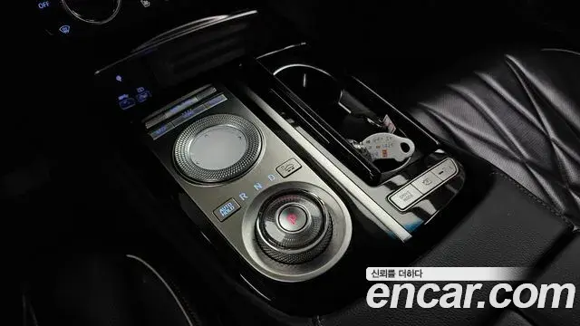 Genesis G80 2020 — Photo 22/32