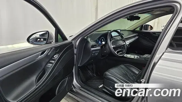 Genesis G80 2020 — Photo 15/32