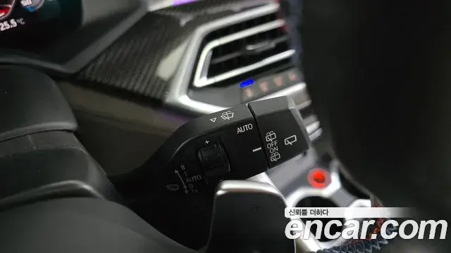 BMW X5M 2022 — Photo 9/33