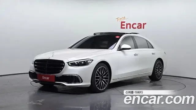 Mercedes-Benz S-Class 2022 — Photo 2/20