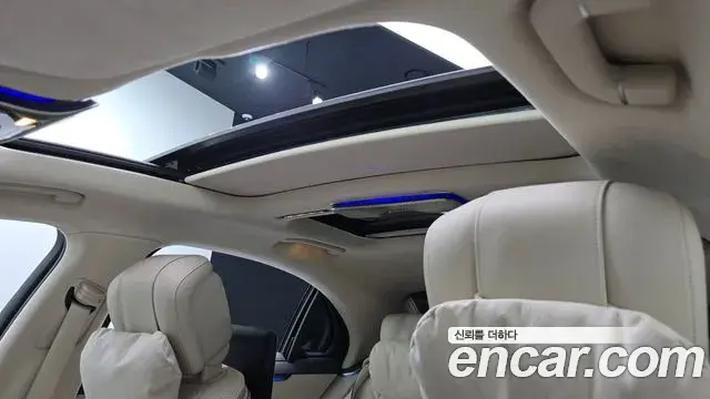 Mercedes-Benz S-Class 2022 — Photo 13/20