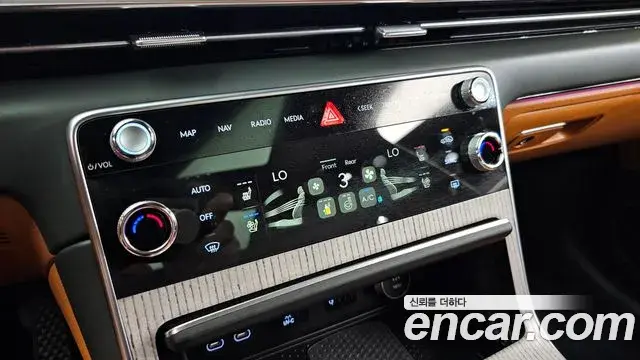 Genesis GV80 2025 — ფოტო 17/40