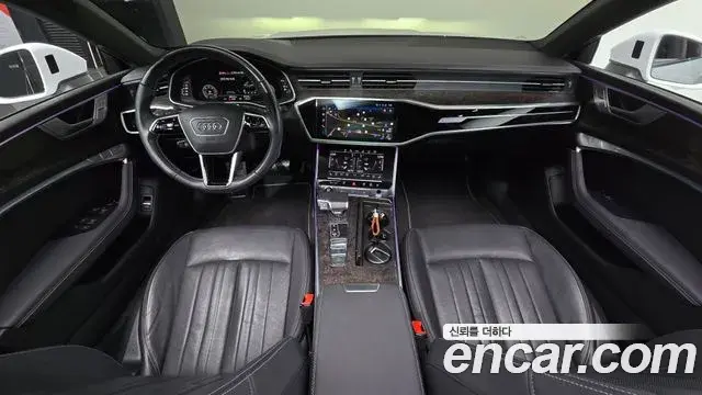 Audi A7 2021 — Şəkil 8/20