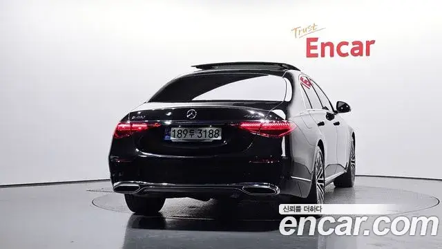 Mercedes-Benz S-Class 2022 — ფოტო 8/20
