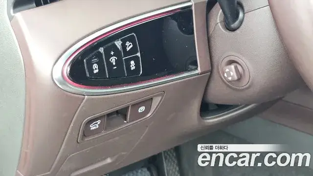 Genesis GV70 2021 — ფოტო 10/20