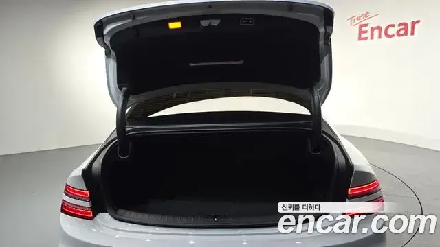 Genesis G80 2024 — ფოტო 9/32