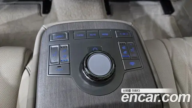 Genesis G80 2024 — ფოტო 8/32