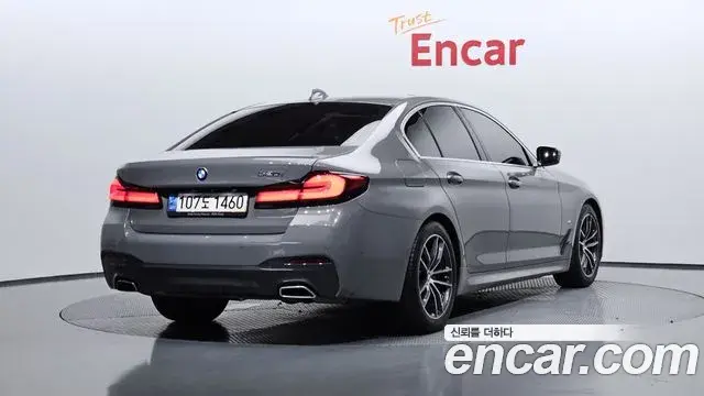 BMW 5 Series 2021 — Şəkil 10/20