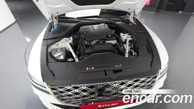 Genesis G80 2024 — Şəkil 1/20