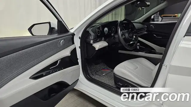 Hyundai Avante 2023 — Фото 10/20