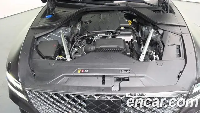 Genesis G80 2023 — Photo 11/20