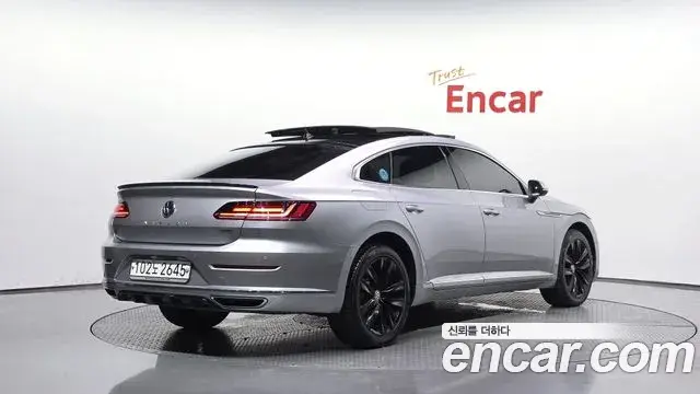 Volkswagen Arteon 2019 — Фото 1/20