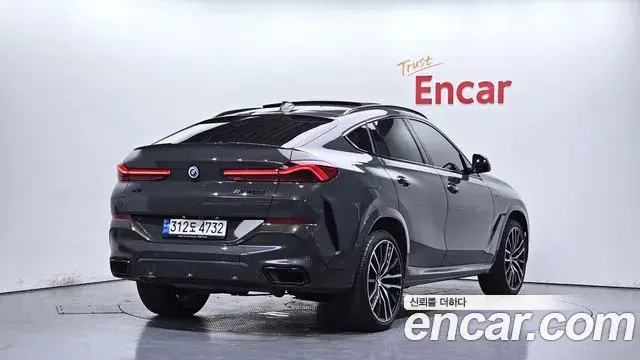 BMW X6 2022 — Фото 2/20
