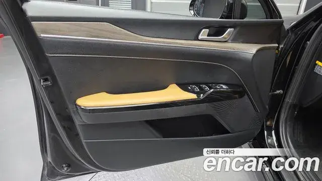 Kia K5 2020 — Photo 28/31