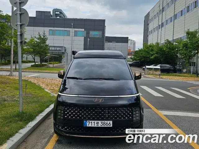 Hyundai Staria 2025 — ფოტო 10/20