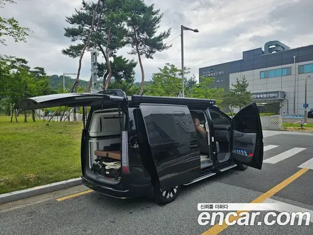 Hyundai Staria 2025 — ფოტო 7/20