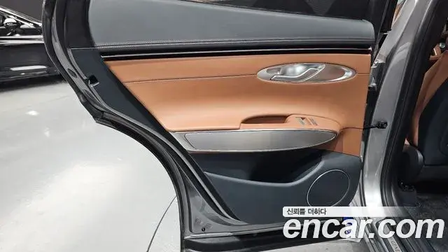 Genesis GV70 2024 — ფოტო 7/31