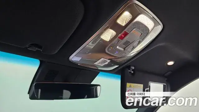 Genesis GV70 2024 — ფოტო 27/31