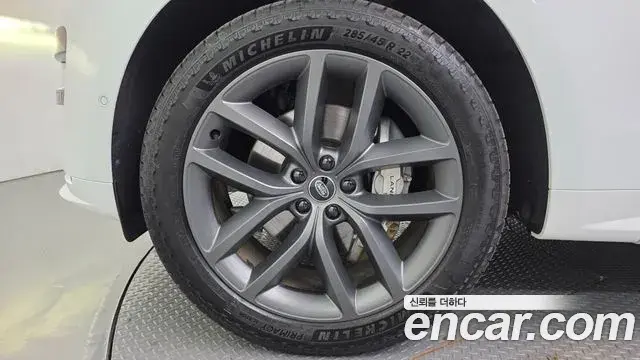Land Rover Range Rover Sport 2025 — ფოტო 5/33