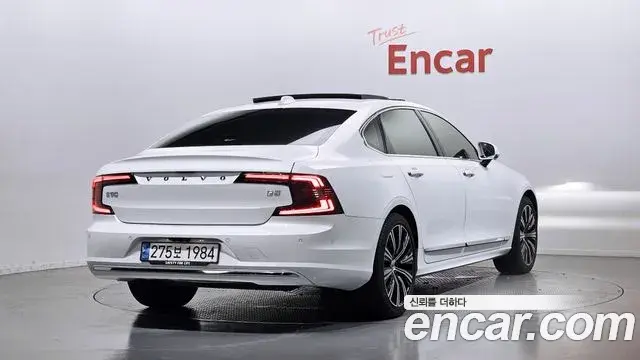 Volvo S90 2023 — Фото 2/20