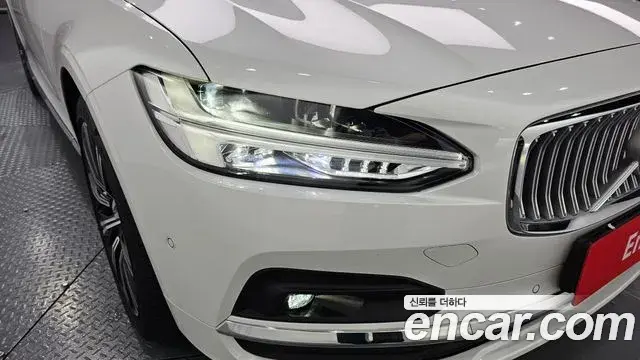 Volvo S90 2023 — Şəkil 22/31