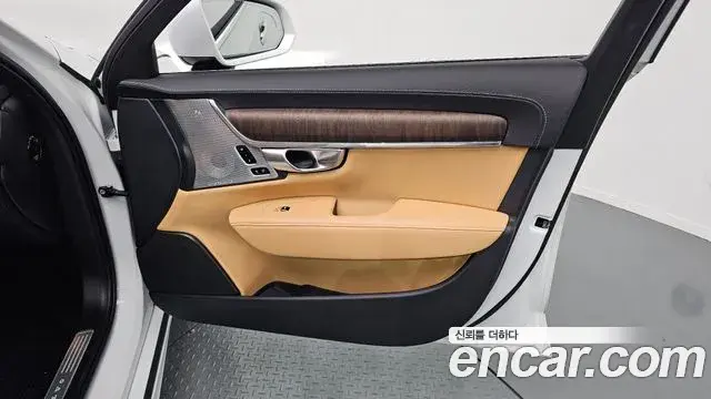 Volvo S90 2023 — Şəkil 2/31