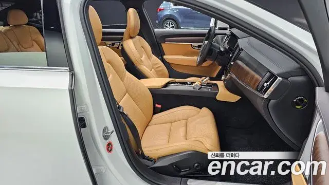 Volvo S90 2023 — Şəkil 14/31