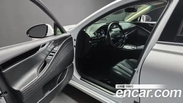 Genesis G80 2022 — Photo 5/20