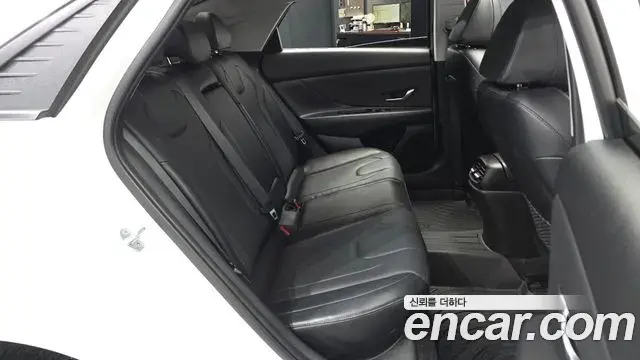 Hyundai Avante 2021 — Фото 12/20