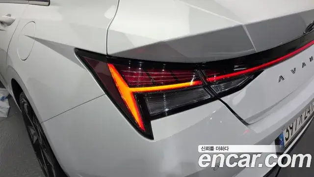 Hyundai The New Avante Hybrid 2021 — Şəkil 11/33