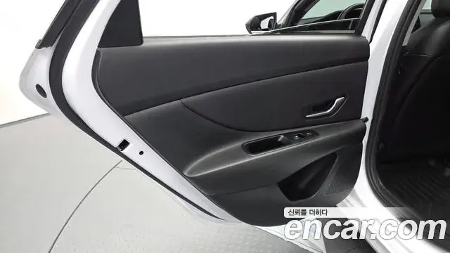 Hyundai The New Avante Hybrid 2021 — Şəkil 6/33
