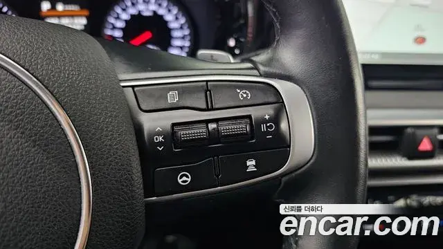Kia K5 2023 — Photo 15/20