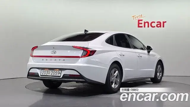 Hyundai Sonata 2019 — Photo 2/20