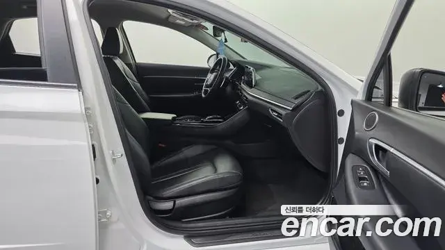 Hyundai Sonata 2019 — Photo 10/20
