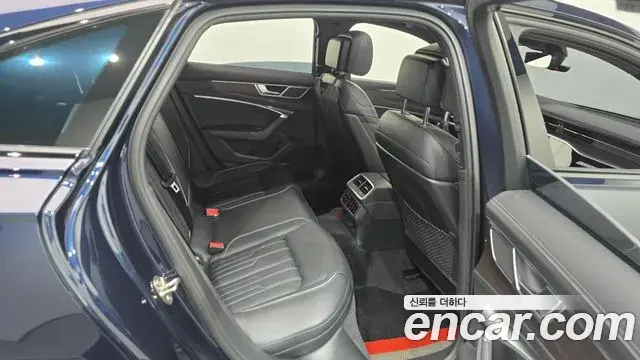 Audi A6 2023 — Photo 23/35