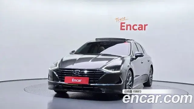 Hyundai Sonata 2019 — Фото 3/20