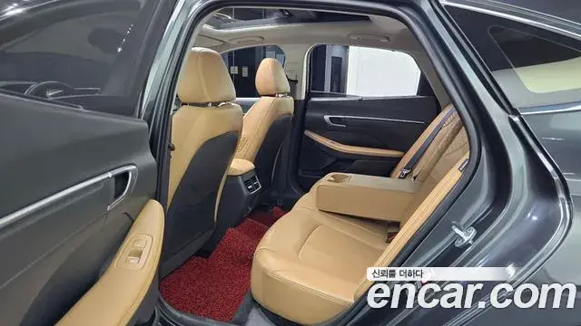 Hyundai Sonata 2019 — Фото 12/20