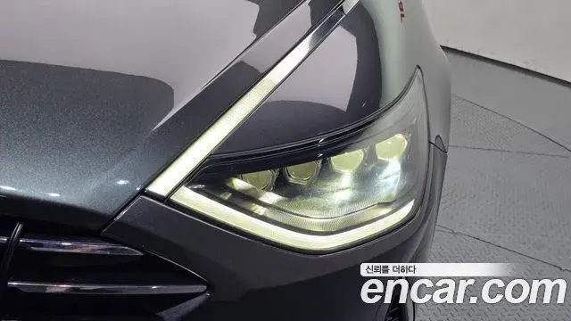 Hyundai Sonata Hybrid 2019 — Şəkil 10/34