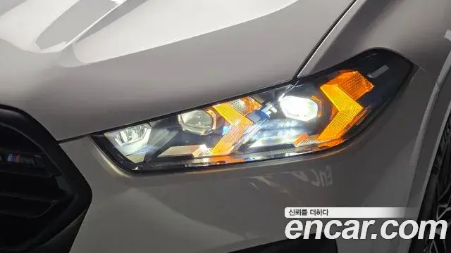 BMW X6M 2024 — Şəkil 12/32