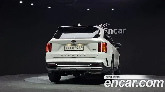 Kia Sorento 2020 — ფოტო 2/36