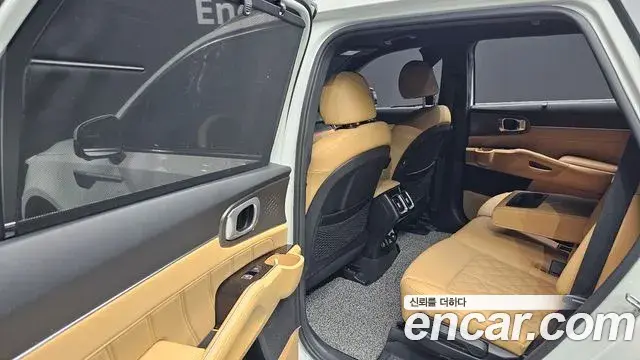 Kia Sorento 2020 — ფოტო 12/36