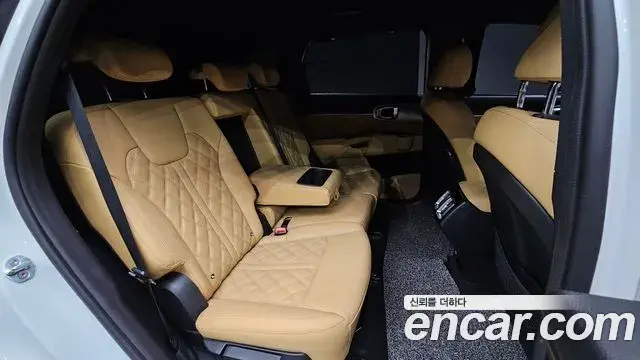 Kia Sorento 2020 — ფოტო 18/36