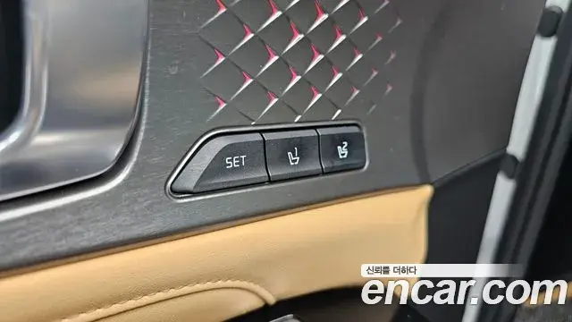 Kia Sorento 2020 — ფოტო 27/36