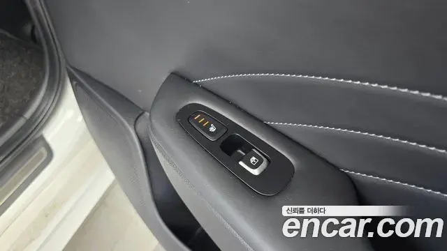 Kia Stinger Meister 2020 — ფოტო 6/32