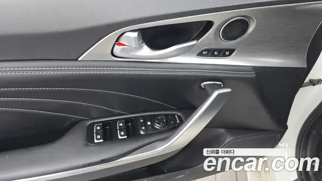 Kia Stinger Meister 2020 — ფოტო 19/32