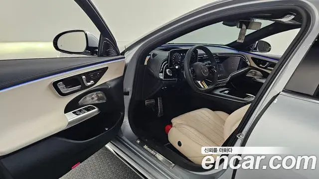 Mercedes-Benz E-Class 2025 — Фото 9/20