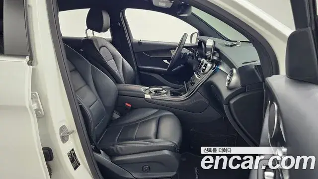 Mercedes-Benz GLC-Class 2019 — Фото 11/20